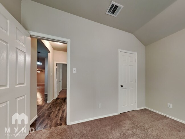 Building Photo - 9729 Cold Creek Dr