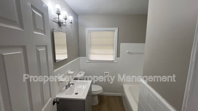 Building Photo - 4244 Murrelle St