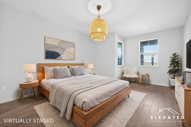 Building Photo - 611 Jade St