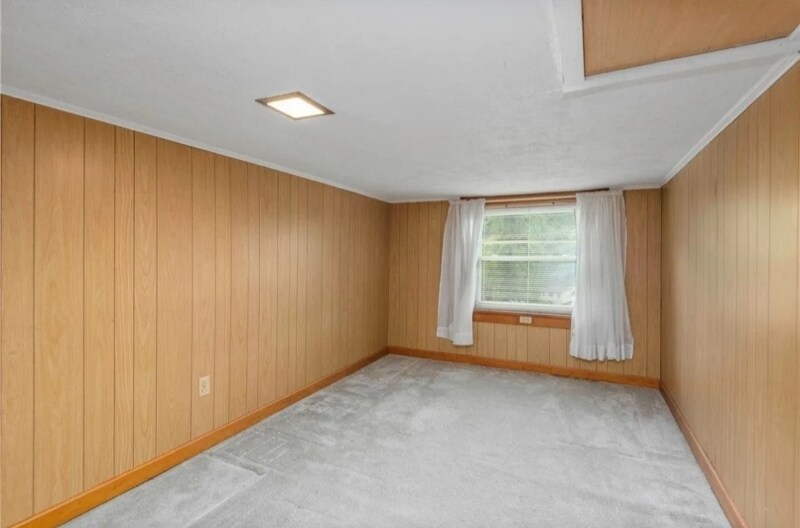 Building Photo - 2555 Cole Rd