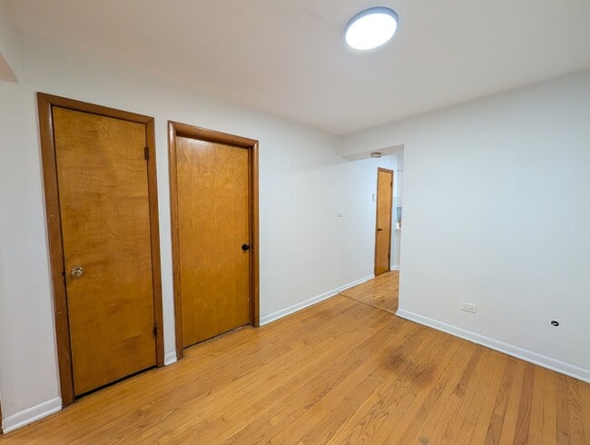 Building Photo - 1502 W Hollywood Ave