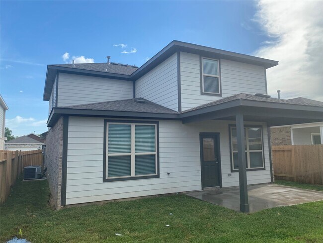 Building Photo - 23110 True Fortune Dr