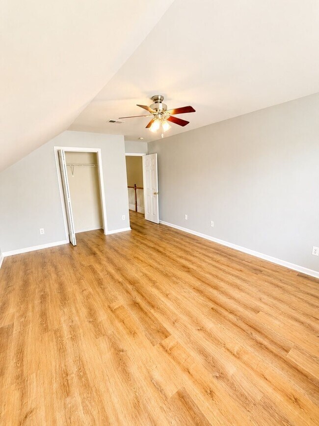 Building Photo - 1589 Thomas Barksdale Way