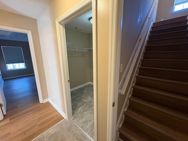 Building Photo - 934 Sedgefield Cir