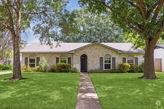 Building Photo - 14130 Britoak Ln