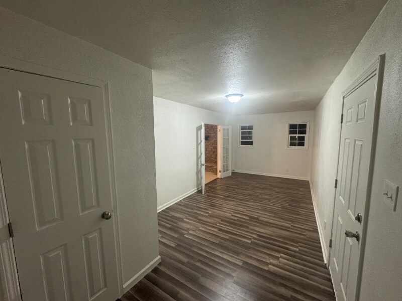 Building Photo - 110 N 26th St