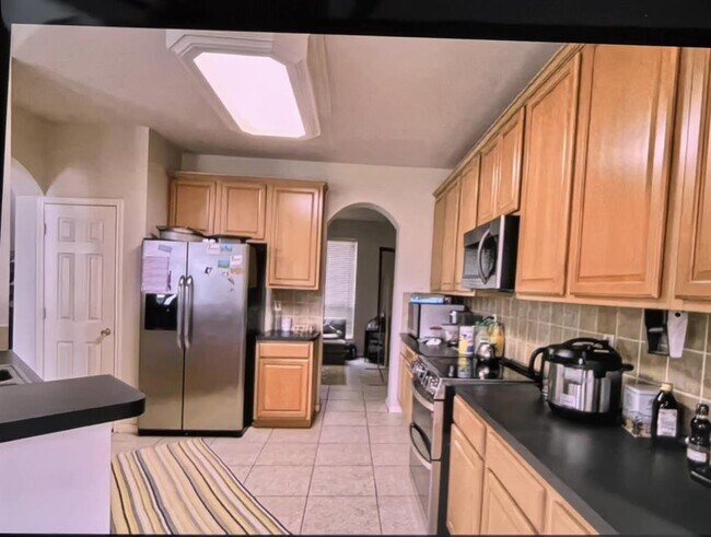 Building Photo - 12327 Ashford Hollow Dr