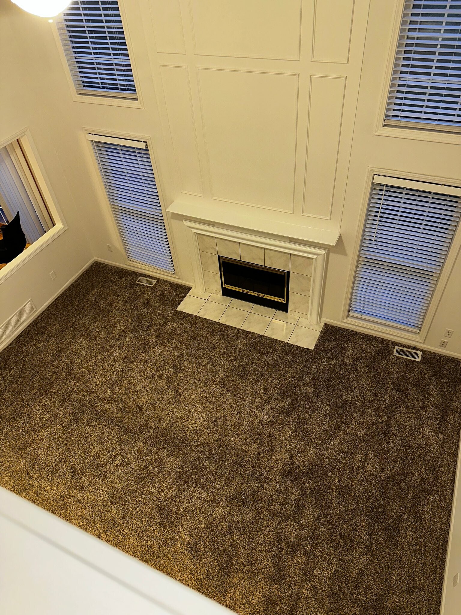Building Photo - 45071 Lothrop Ct