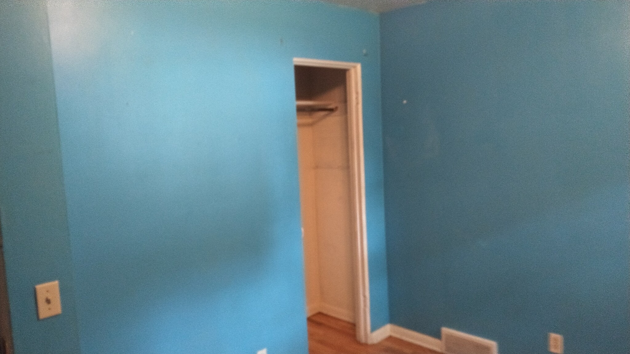Back bedroom - 1537 Linden St