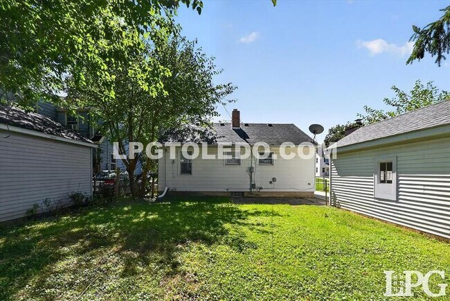 Building Photo - 1638 Gould Rd