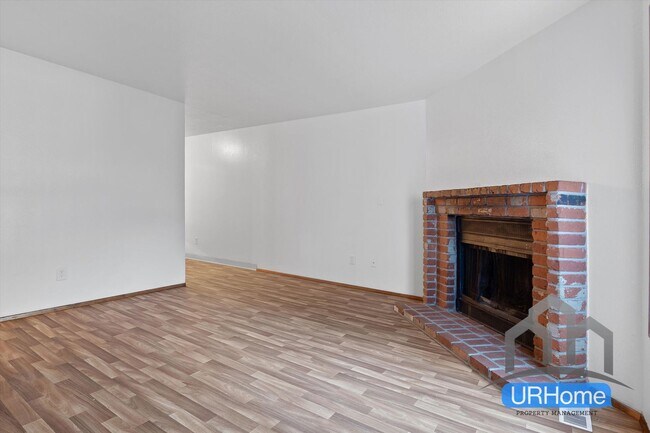 Building Photo - 436 SE 169th Ave