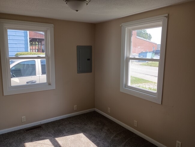 Building Photo - Unit 23