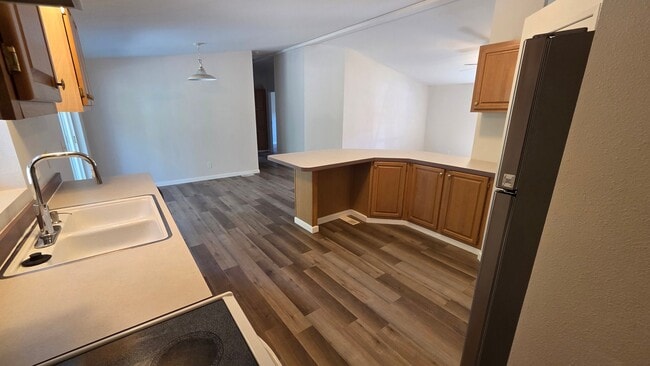 Building Photo - 178 Moonbeam Ln