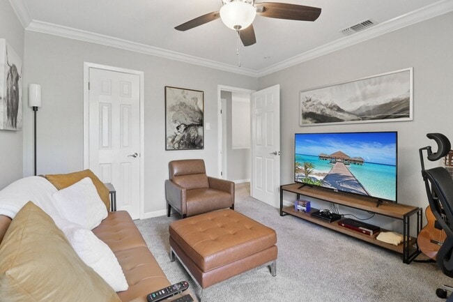 Building Photo - Beautifully Renovated Home with a Large Yard