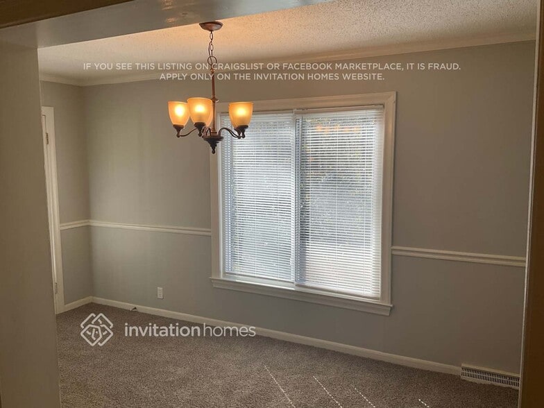 Building Photo - 3700 Whitfield Rd