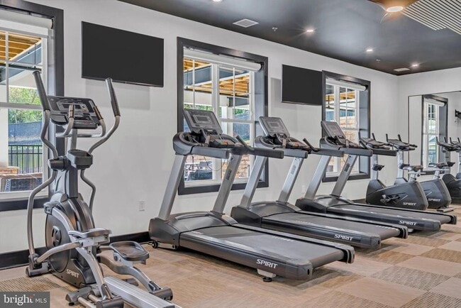 Building Photo - 302 Arya Ln