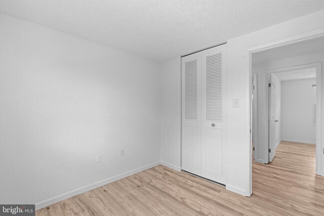 Building Photo - 3500 Manis Rd