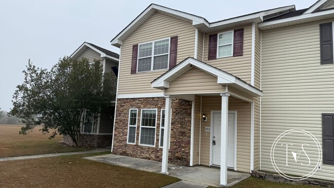 Building Photo - RATE DROP ALERT! (was $2100/month)