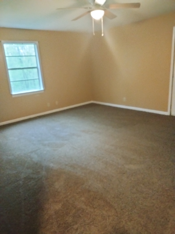 Building Photo - 109 Castle Ct