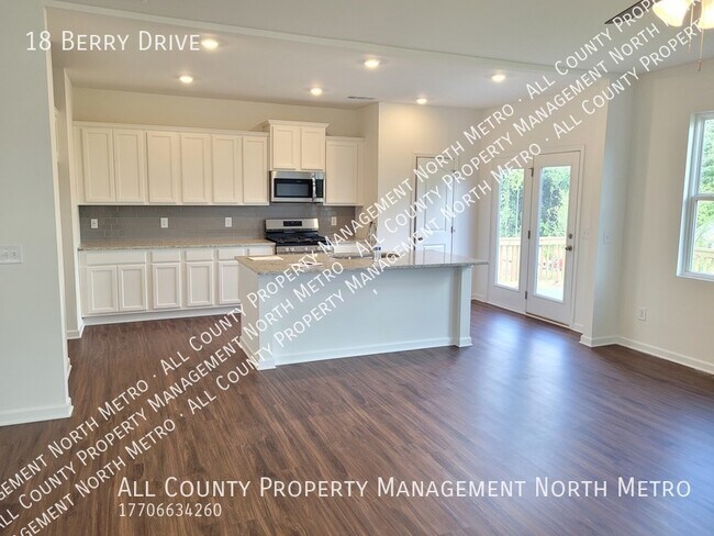 Building Photo - New 4BR/2.5BA Pet Friendly Dawsonville home