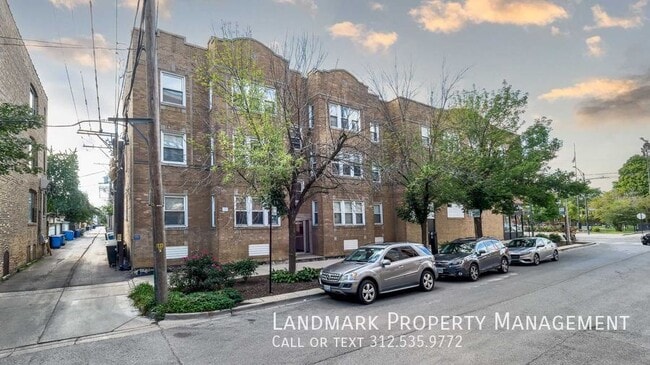 Building Photo - 4748 N Washtenaw-#2