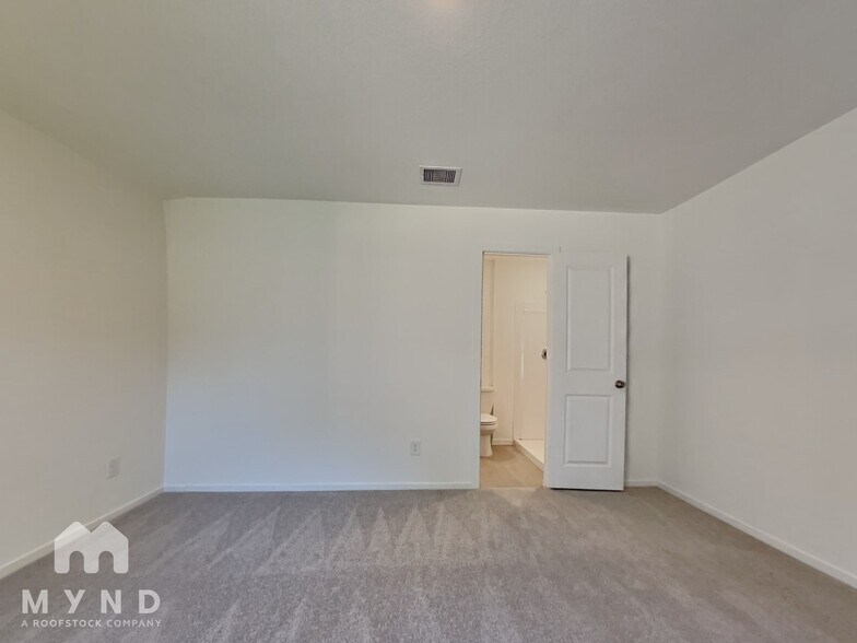 Building Photo - 1737 Lofty Cedar Ct