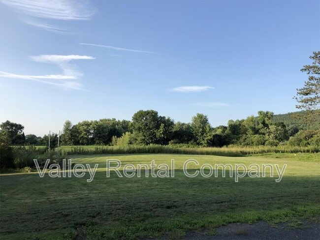 Building Photo - 46 Old Amherst Rd