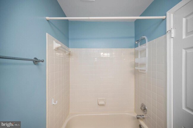 Building Photo - 4683 Joanna Ct
