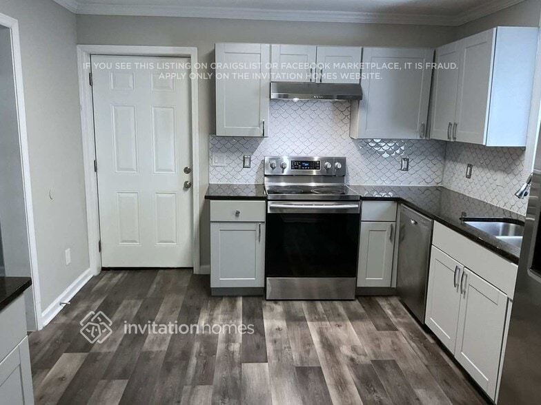 Building Photo - 4004 Melvin Dr SW