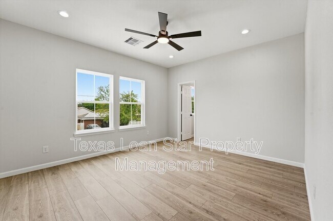 Building Photo - 4354 Clover St