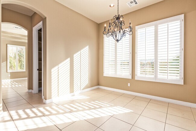 Building Photo - BEAUTIFUL QUEENSRIDGE HIGHLY UPGRADED HOME BY CHRISTOPHER HOMES