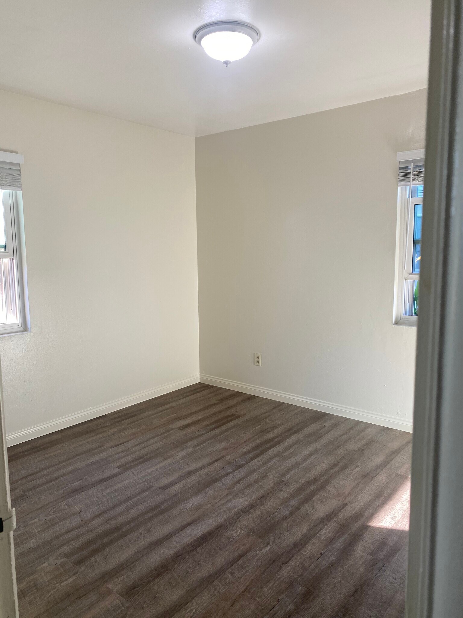 Building Photo - 309 Griffiths St