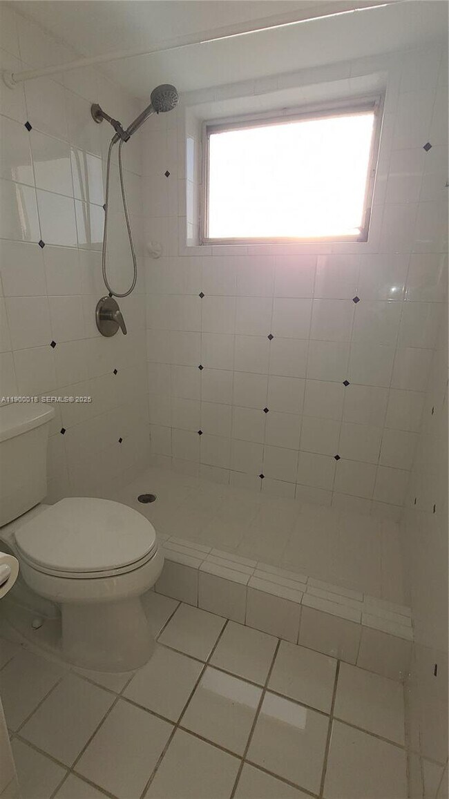 Building Photo - 7505 SW 82nd St