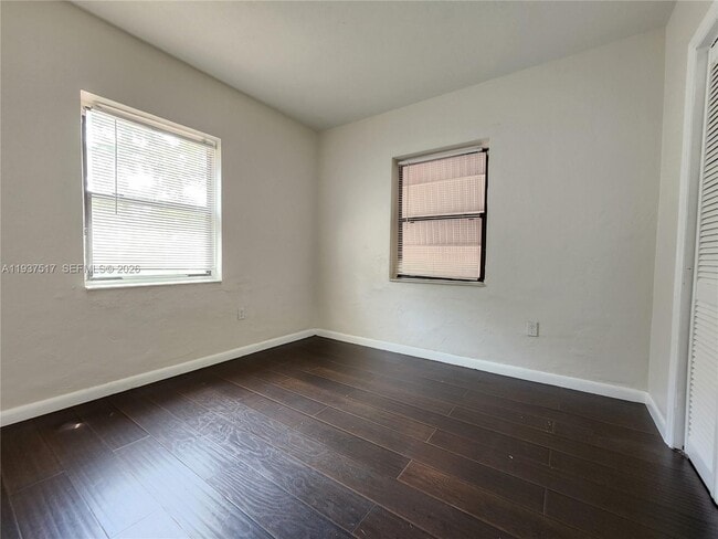 Building Photo - 8335 NE 3rd Ave