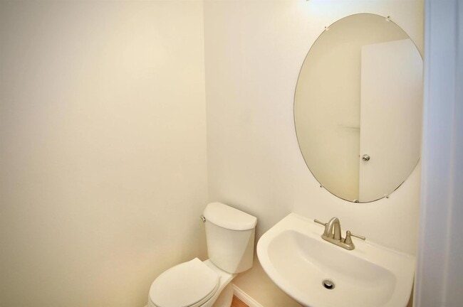 Building Photo - 11106 Ivy Hill Dr