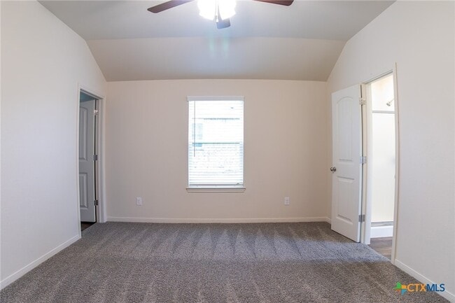 Building Photo - 3207 Salt Fork Dr