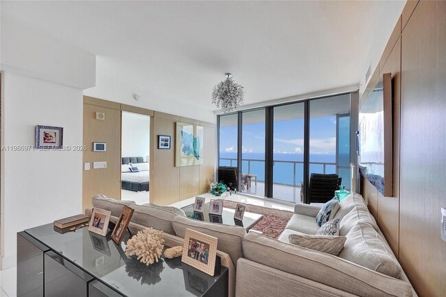 Building Photo - 17121 Collins Ave