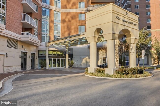 Building Photo - 3101 N Hampton Dr