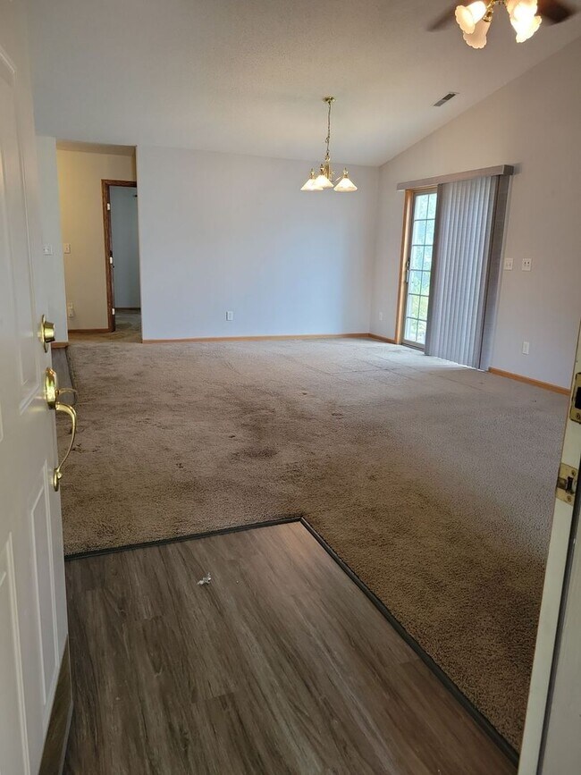 Building Photo - 2209 Cattail Way