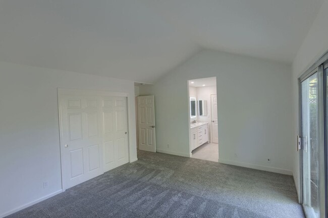 Building Photo - 4-Bedroom 2-Bathroom Saratoga Home