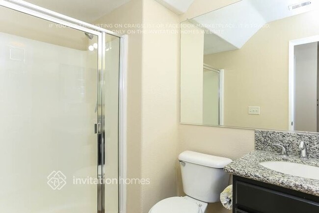 Building Photo - 27438 Fallbrook Ct