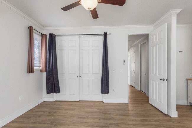 Building Photo - Bright & Updated 2BR Home in Kapolei | Solar, 2-Car Garage & Pet-Friendly Yard