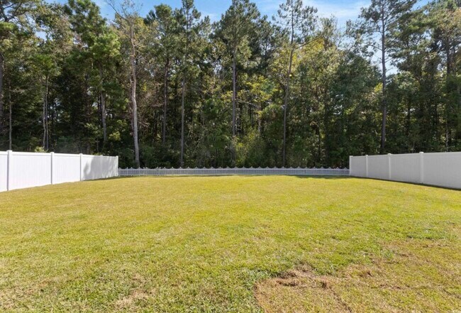 Building Photo - 124 Cassina Dr