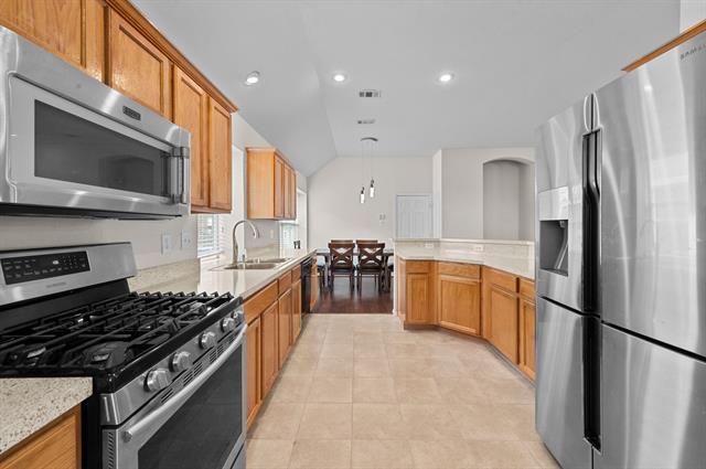 Building Photo - 3205 Hamlett Ln