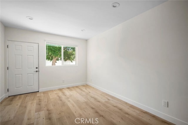 Building Photo - 6851 De Celis Pl