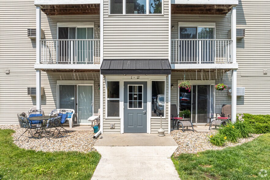 Primary Photo - Griffin Estates Apartments