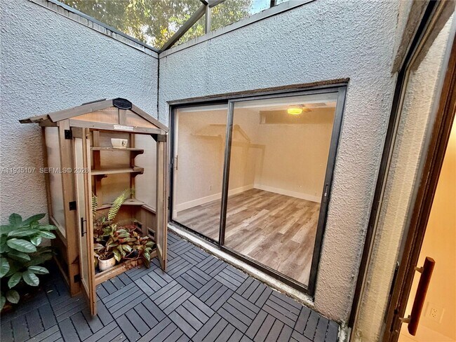 Building Photo - 11336 NW 16th St