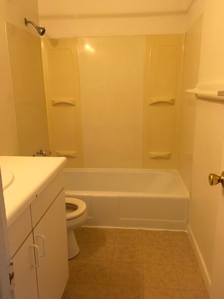 Building Photo - 845 E Cucharras St