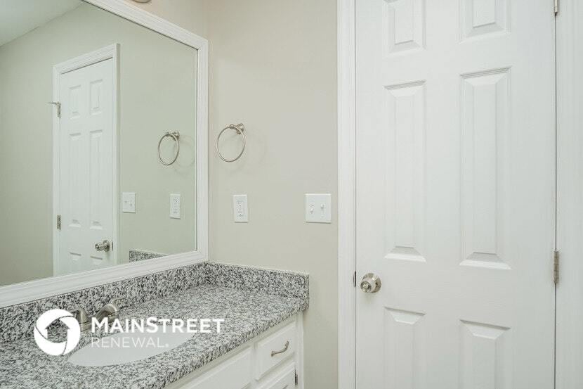 Building Photo - 13331 Scott Ln