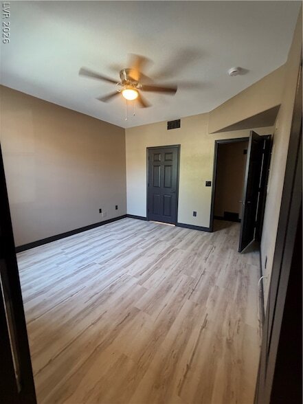 Building Photo - 8000 W Badura Ave